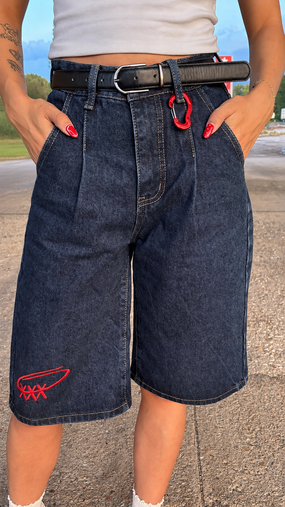 HLY SCK DENIM BERMUDA
